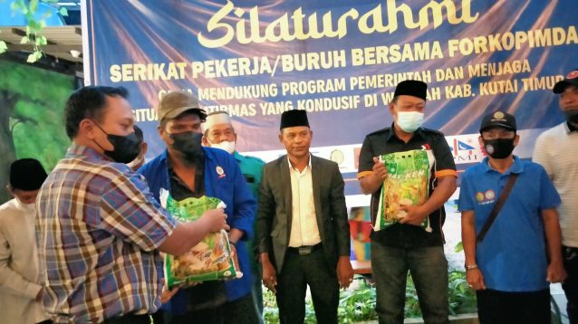 Forkopimda-Pengurus Buruh Kutim Silaturahmi dan Bukber Jelang May Day